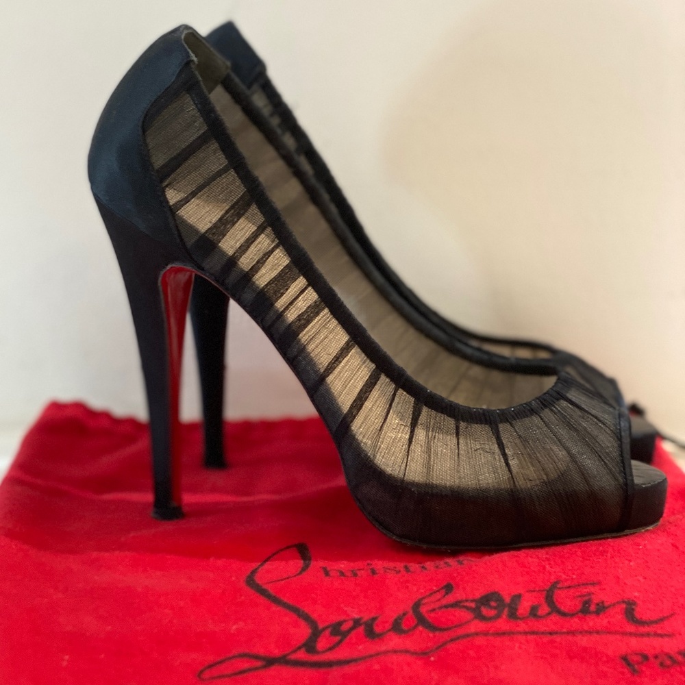 Louboutin sz35.5 Black Stilettos 110mm Authentic